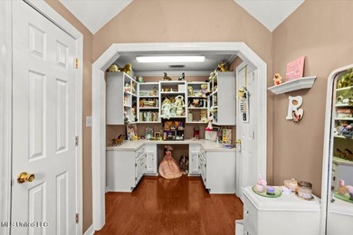 Experience the perfect blend of comfort, style, and everyday - photo 40