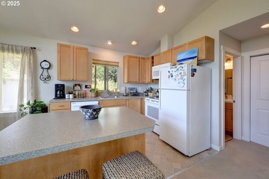 Great Opportunity to own this cozy, well maintained home with - photo 30