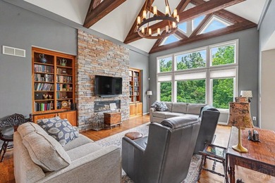Open House Sunday 1-3. Rare opportunity! Private estate on 3+ - photo 4