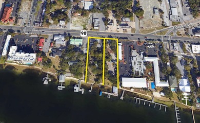 Extraordinarily rare waterfront assemblage favorably zoned - photo 4