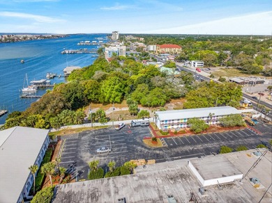 Extraordinarily rare waterfront assemblage favorably zoned - photo 10