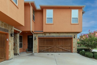 Lake Townhome/Townhouse For Sale in Grand Prairie, Texas