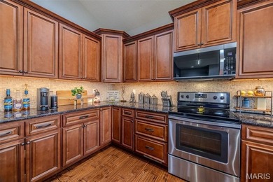 Stunning villa in the gated, resort-style community of Old - photo 16
