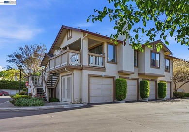 Bright and private end-unit condo in Fremont's desirable - photo 25