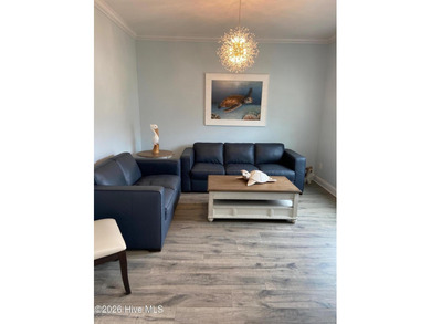 Step into this luxurious 4 bedroom , 3 full and 1 half bath - photo 8