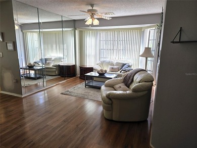 Timber Pines Maintained Villa On A Cul-De-Sac - Manor Pines - photo 3