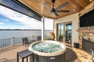 Welcome to Eagle Shore Estate, where luxury meets recreation on - photo 38