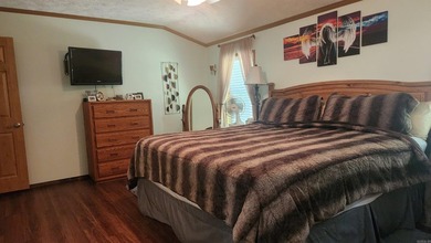 3 bedroom 2 bath with 1764 sq ft living space. Built in 1998 - photo 44