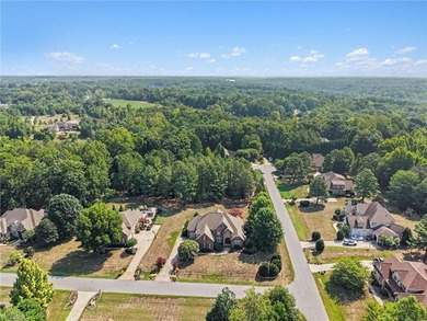 Welcome to this gorgeous 4-bedroom, 3.5-bath home nestled on a - photo 45