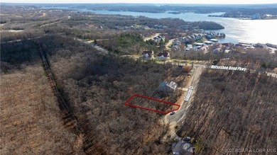 Lake of the Ozarks Lot Sale Pending in Four Seasons Missouri