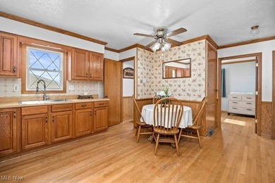 Lovely 2 bedroom, 1 bath ranch in Wadsworth with newly carpeted