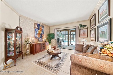 There are homes you tour... And there are homes you discover - photo 9