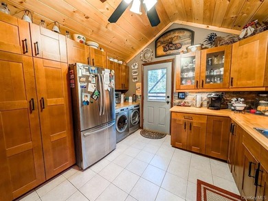 Welcome to this cozy and affordable 2-bedroom, 1-bathroom home - photo 5
