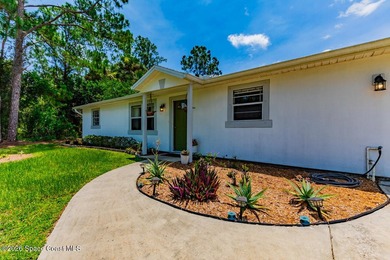 Escape the ordinary! This move-in-ready 4-bedroom, 2-bath home - photo 5