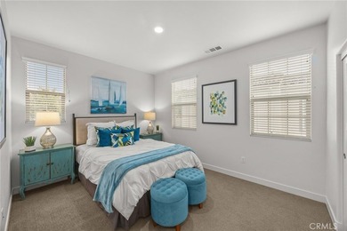 Stunning detached corner-lot home in the prestigious gated - photo 31