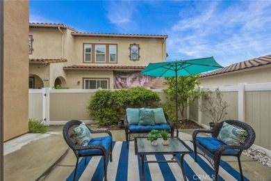 Stunning detached corner-lot home in the prestigious gated - photo 37