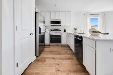 The Littleton floor plan offers 4 bedrooms, 2.5 baths, and 1,891 - photo 9