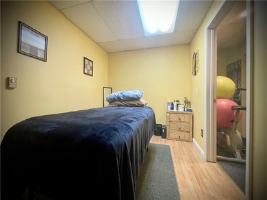 This unique 1,080 sq. ft. corner property is currently operating - photo 10
