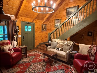 If a quality mountain home, at a reasonable price, is what - photo 11