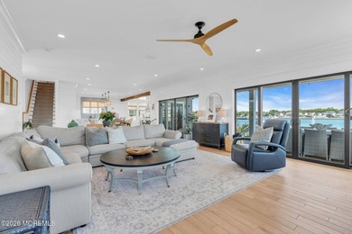 An Extraordinary Waterfront Estate with Panoramic Views and - photo 17