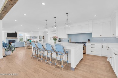 An Extraordinary Waterfront Estate with Panoramic Views and - photo 19