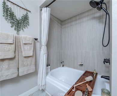 Immerse yourself in the delightful charm of this stunning - photo 23