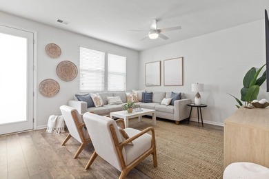 Coastal Living. Exceptional Location. Fully Furnished. Proven - photo 25