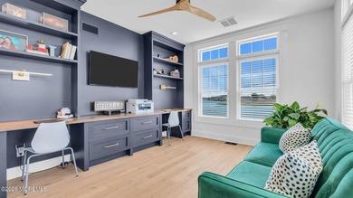 An Extraordinary Waterfront Estate with Panoramic Views and - photo 27