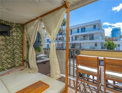 Immerse yourself in the delightful charm of this stunning - photo 31