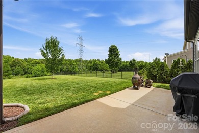 Freshly painted and beautifully maintained, this Weddington - photo 44