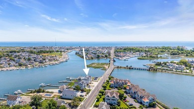 An Extraordinary Waterfront Estate with Panoramic Views and - photo 49