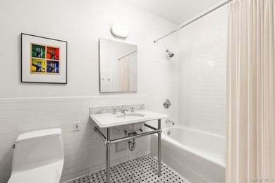 Welcome to Residence 3F at the highly sought-after Sweeney - photo 6