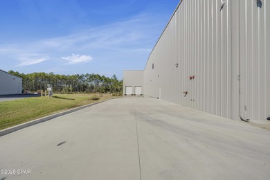 Rare opportunity to acquire a truly unique, industrial warehouse - photo 8