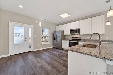 Welcome to your brand-new, move-in-ready home in Four Seasons - photo 8