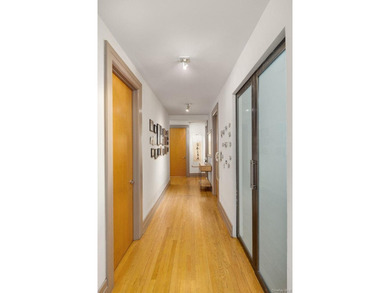 Welcome to Residence 3F at the highly sought-after Sweeney - photo 8