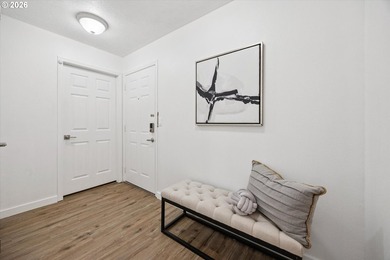 Charming, light-filled condo in the heart of Goose Hollow. This - photo 5