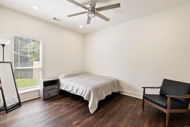 Welcome to this beautifully updated 3-bedroom, 2-bath home - photo 35