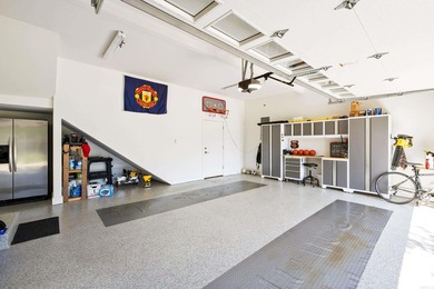 Welcome to this beautifully updated 3-bedroom, 2-bath home - photo 39
