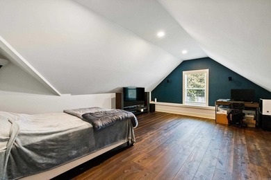 Welcome to this beautifully updated 3-bedroom, 2-bath home - photo 41