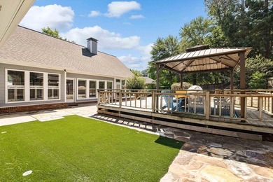 Welcome to this beautifully updated 3-bedroom, 2-bath home - photo 43