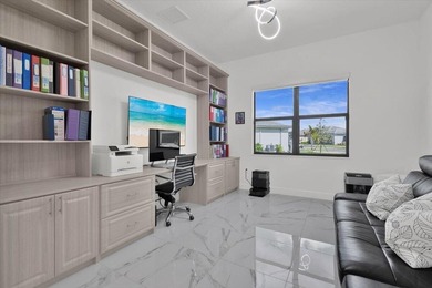 Beautifully upgraded 2025 Bellagio model in the highly - photo 43