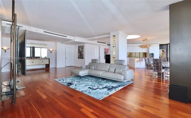 BEAUTIFUL PENTHOUSE RESIDENCE. UNOBSTRUCTED OCEAN, INTRACOASTAL - photo 3