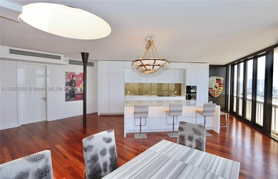 BEAUTIFUL PENTHOUSE RESIDENCE. UNOBSTRUCTED OCEAN, INTRACOASTAL - photo 7