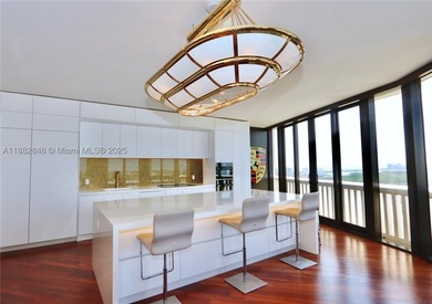BEAUTIFUL PENTHOUSE RESIDENCE. UNOBSTRUCTED OCEAN, INTRACOASTAL - photo 8