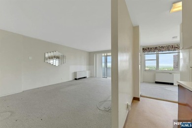 Contact Debra Jacobs or Halley Natkin Coldwell Banker Fort Lee - photo 14