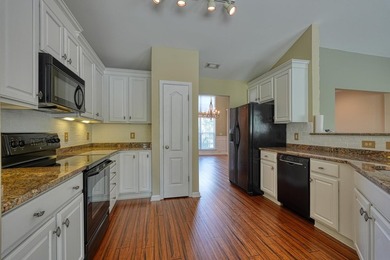 Welcome home to this beautifully maintained 3-bedroom, 2-bath - photo 16