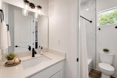 Welcome to this beautifully designed, priced-to-sell one-story - photo 32