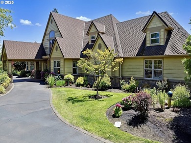 Deer Creek Estate: A rare sanctuary offering main-level living - photo 2