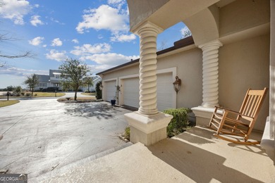 This Arthur Rutenberg custom home offers quality craftsmanship - photo 5