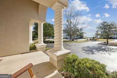 This Arthur Rutenberg custom home offers quality craftsmanship - photo 6
